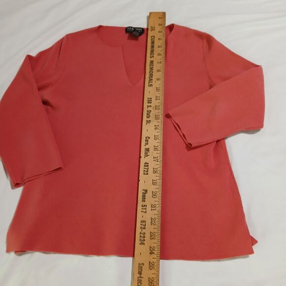 NEW YORK & COMPANY L Coral lightweight knit 3/4-sleeve tunic sweater slit hem - Picture 8 of 12